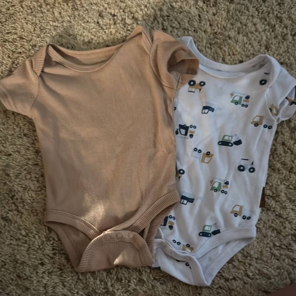 Charming Kids Bodysuit Set in Tan and White